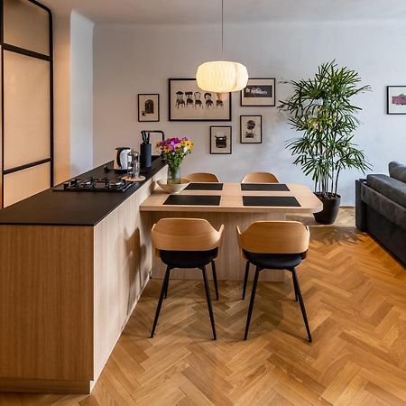 Onlviv Apartments Rynok Square 18/2 エクステリア 写真